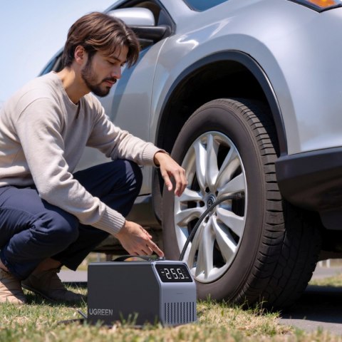 Pompka elektryczna do opon samochodowych z wyświetlaczem 150 PSI 3x4500mAh 12V - szara