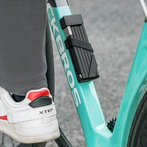 Zapięcie rowerowe na klucz z uchwytem składane 88cm - czarne