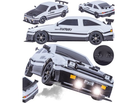 DUŻY Samochód Do Driftu Auto RC Drift 1:16 2,4 GHz PARA DYM Biała Toyota 4WD LED