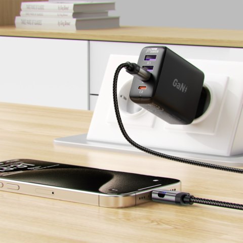 Kabel przewód USB-C - USB-C z wyświetlaczem 480Mb/s 66W 1.2m - czarny