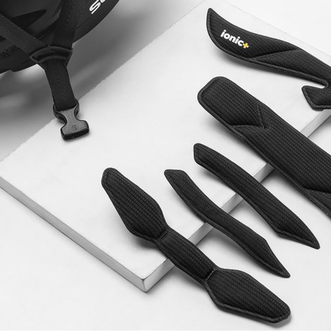 Kask rowerowy z szybką odpinanymi okularami z filtrem UV unisex - czarny