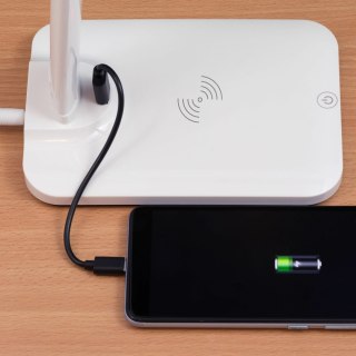 Lampka biurkowa szkolna z ładowarką indukcyjną 3 barwy 5 trybów 10 W