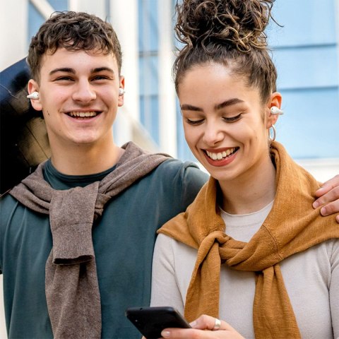 Słuchawki bezprzewodowe douszne otwarte Bass 15 Clip OWS z kablem USB-C - białe