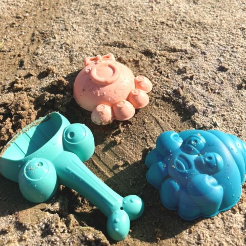 WOOPIE Zestaw do Piasku 3w1 Walizka Krówka Stolik Wodny